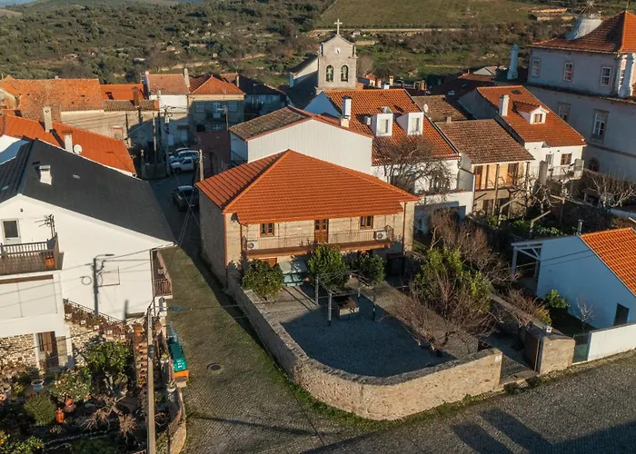 Casa D'amendoa * Felgar